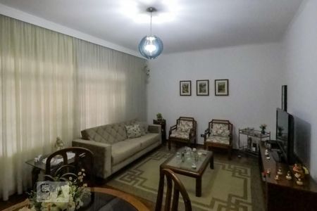 Sala de casa à venda com 3 quartos, 350m² em Vila Gumercindo, São Paulo