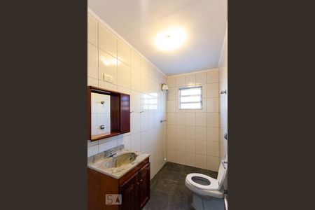 Banheiro de casa para alugar com 2 quartos, 29m² em Vila Campesina, Osasco
