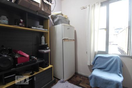 Quarto 2 de apartamento para alugar com 2 quartos, 40m² em Floresta, Porto Alegre