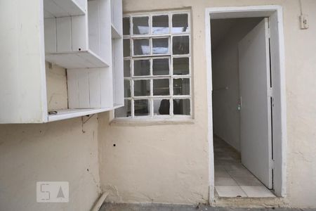 Casa para alugar com 48m², 1 quarto e sem vagaQuintal