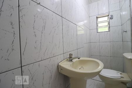 Casa para alugar com 48m², 1 quarto e sem vagaBanheiro
