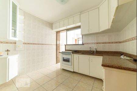 Apartamento para alugar com 130m², 3 quartos e 2 vagas Apartamento para alugar com 130m², 3 quartos e 2 vagasCozinha