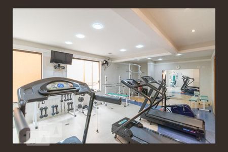 Apartamento para alugar com 130m², 3 quartos e 2 vagas Apartamento para alugar com 130m², 3 quartos e 2 vagasÁrea comum - Academia