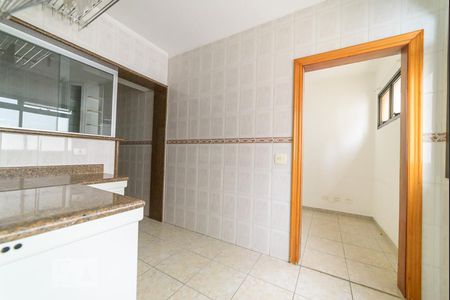 Apartamento para alugar com 130m², 3 quartos e 2 vagas Apartamento para alugar com 130m², 3 quartos e 2 vagasÁrea de Serviço