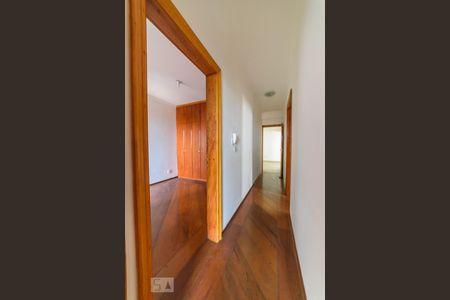 Apartamento para alugar com 130m², 3 quartos e 2 vagas Apartamento para alugar com 130m², 3 quartos e 2 vagasCorredor