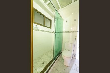 Apartamento para alugar com 130m², 3 quartos e 2 vagas Apartamento para alugar com 130m², 3 quartos e 2 vagasBanheiro da Suíte 2