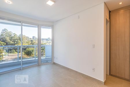 Suíte de apartamento para alugar com 2 quartos, 70m² em Empresarial 18 do Forte, Barueri
