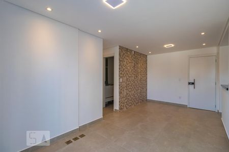 Sala de apartamento para alugar com 2 quartos, 70m² em Empresarial 18 do Forte, Barueri