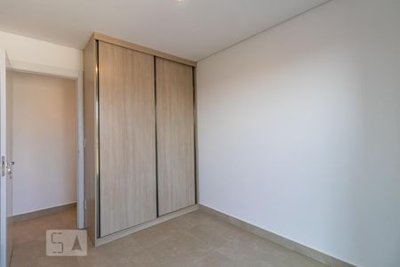 Quarto 1 de apartamento para alugar com 2 quartos, 70m² em Empresarial 18 do Forte, Barueri