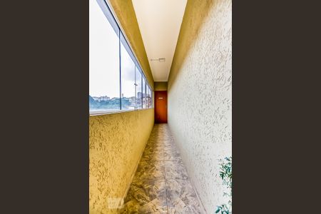 Corredor de apartamento para alugar com 2 quartos, 52m² em Vila Guilherme, São Paulo