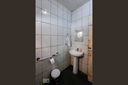 Casa à venda com 125m², 4 quartos e 1 vaga Casa à venda com 125m², 4 quartos e 1 vagaBanheiro