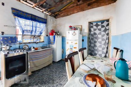 Casa à venda com 125m², 4 quartos e 1 vaga Casa à venda com 125m², 4 quartos e 1 vagaCozinha