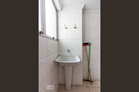 Apartamento para alugar com 61m², 2 quartos e 1 vagaÁrea de Serviço 