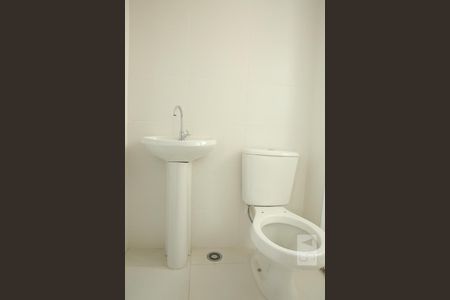 Apartamento para alugar com 40m², 2 quartos e sem vagaBanheiro