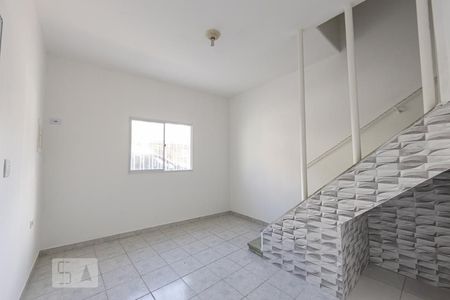 Sala de casa para alugar com 2 quartos, 100m² em Vila Prudente, São Paulo