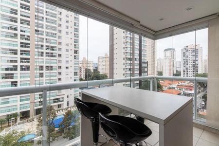 Varanda de kitnet/studio à venda com 1 quarto, 48m² em Vila Olímpia, São Paulo