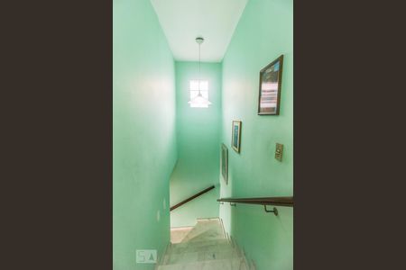 Escada de casa à venda com 3 quartos, 150m² em Pestana, Osasco