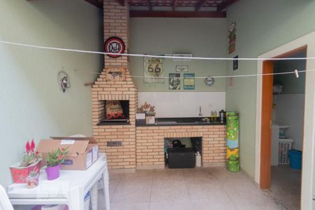 Casa à venda com 170m², 3 quartos e 4 vagasChurrasqueira