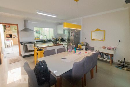 Casa à venda com 170m², 3 quartos e 4 vagasCozinha
