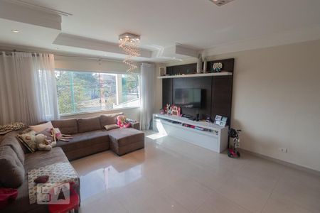 Sala de casa à venda com 3 quartos, 170m² em Vila Pereira Barreto, São Paulo