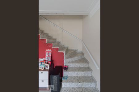 Escada de casa à venda com 3 quartos, 170m² em Vila Pereira Barreto, São Paulo