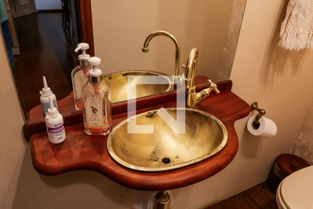 Casa de condomínio para alugar com 220m², 4 quartos e 3 vagasLavabo