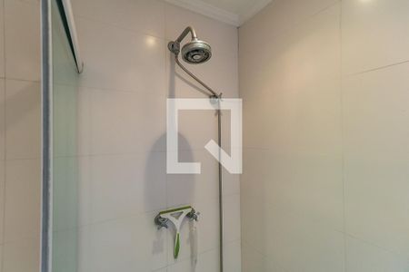 Casa de condomínio para alugar com 220m², 4 quartos e 3 vagasBanheiro da Suíte