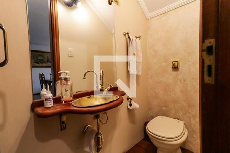 Casa de condomínio para alugar com 220m², 4 quartos e 3 vagasLavabo