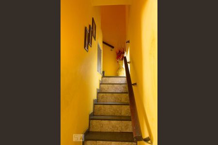 Casa à venda com 200m², 3 quartos e sem vagaEscada