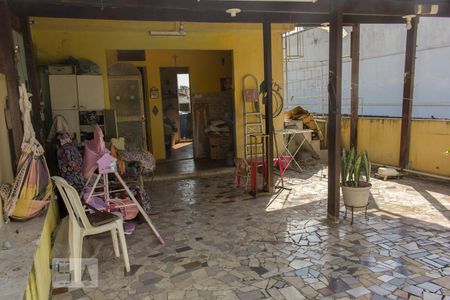 Casa à venda com 200m², 3 quartos e sem vagaTerraço