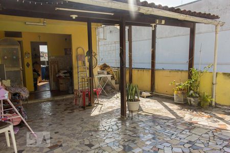 Casa à venda com 200m², 3 quartos e sem vagaTerraço