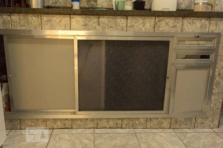 Casa à venda com 200m², 3 quartos e sem vagaCozinha - Armários