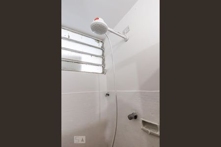 Banheiro de kitnet/studio para alugar com 1 quarto, 34m² em Consolação, São Paulo