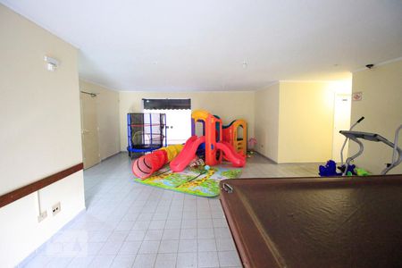 Apartamento à venda com 136m², 4 quartos e 1 vagaSalão de jogos