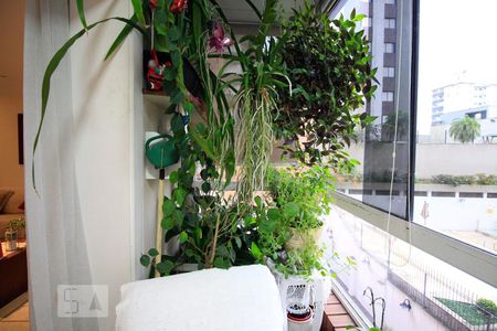 Varanda de apartamento à venda com 4 quartos, 136m² em Vila Monte Alegre, São Paulo