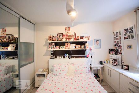 Apartamento à venda com 136m², 4 quartos e 1 vagaQuarto 4