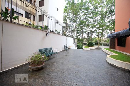 Apartamento à venda com 136m², 4 quartos e 1 vagaÁrea comum