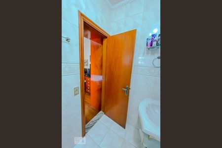 Casa à venda com 190m², 4 quartos e 2 vagasBanheiro da Suite 2