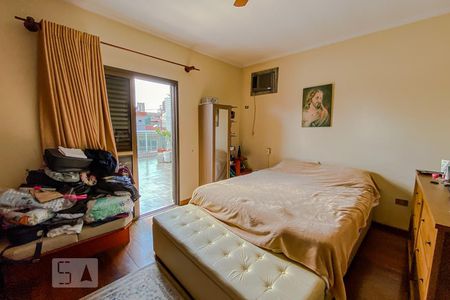 Casa à venda com 190m², 4 quartos e 2 vagasSuite