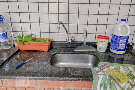 Casa à venda com 190m², 4 quartos e 2 vagasDetalhe Churrasqueira