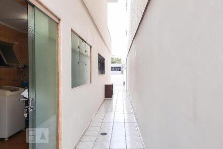 Casa para alugar com 320m², 3 quartos e 5 vagasCorredor