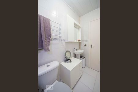 Apartamento à venda com 42m², 1 quarto e sem vaga Apartamento à venda com 42m², 1 quarto e sem vagaBanheiro