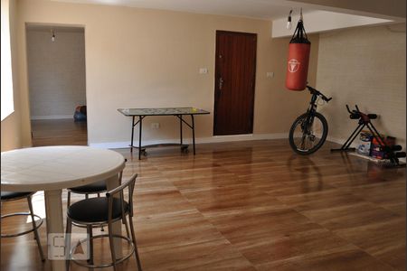 Casa à venda com 240m², 3 quartos e 3 vagasSala de jogos