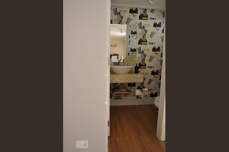 Lavabo de casa à venda com 3 quartos, 240m² em Vila Monumento, São Paulo