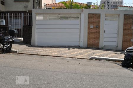 Casa à venda com 240m², 3 quartos e 3 vagasFachada