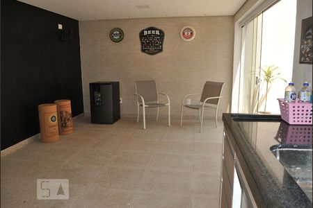 Casa à venda com 240m², 3 quartos e 3 vagasÁrea da churrasqueira