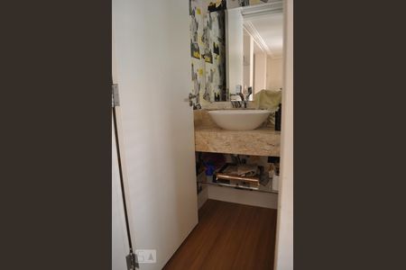 Lavabo de casa à venda com 3 quartos, 240m² em Vila Monumento, São Paulo