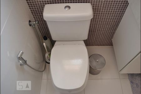 Casa à venda com 240m², 3 quartos e 3 vagasQuarto 3 - suíte