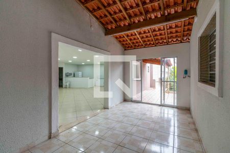 Casa de condomínio à venda com 50m², 2 quartos e 1 vaga Casa de condomínio à venda com 50m², 2 quartos e 1 vagaSalão de Festas