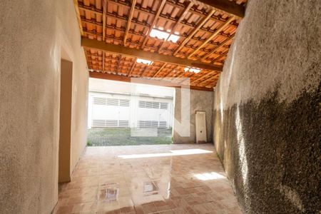 Casa de condomínio à venda com 50m², 2 quartos e 1 vaga Casa de condomínio à venda com 50m², 2 quartos e 1 vagaGaragem